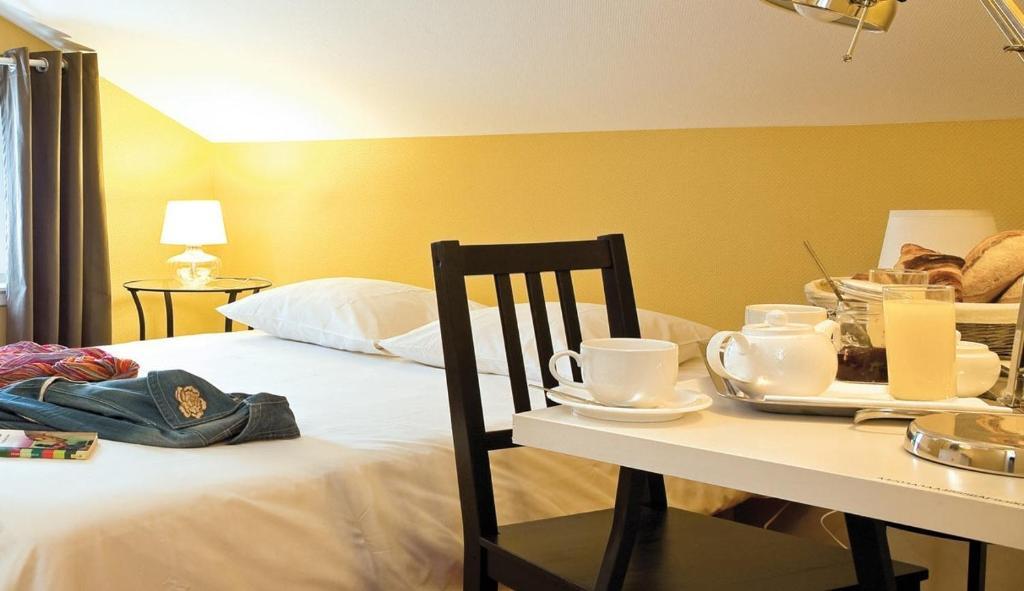 L'Etoile D'Or Hotel Chaumont  Room photo