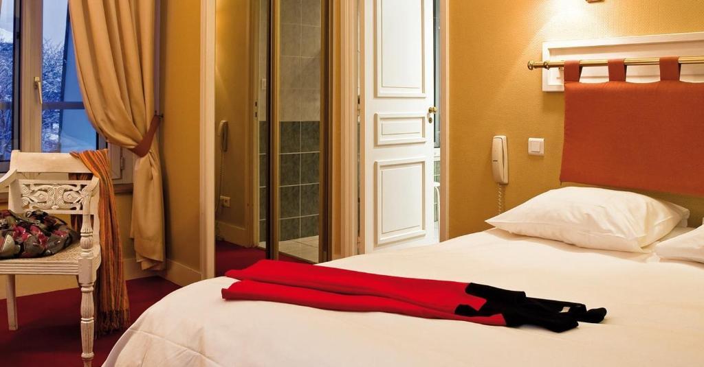 L'Etoile D'Or Hotel Chaumont  Room photo